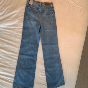 NWT Madewell 11” High-Rise Flare